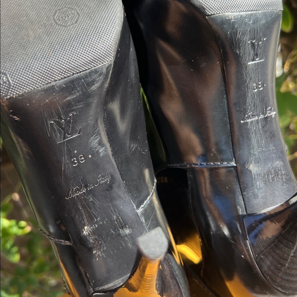 Rare Louis Vuitton black Patent leather  38.platform cut out booties. - Picture 11 of 17